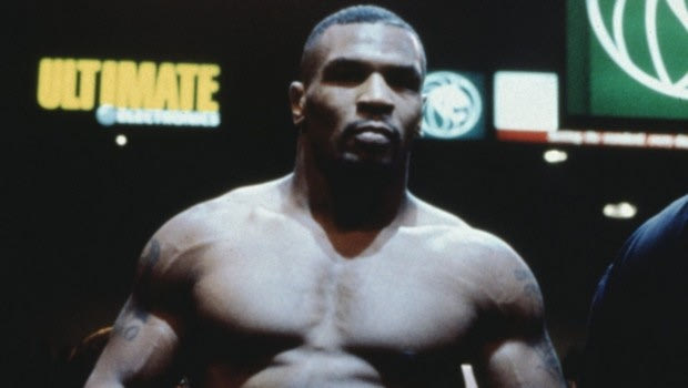 Mike Tyson: Είναι… τούμπανο ενόψει Roy Jones
