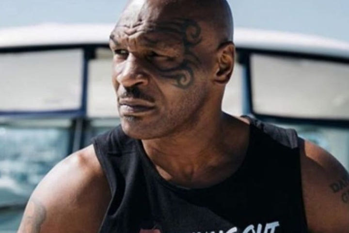 Mike Tyson: Είναι “φέτες” και επιστρέφει