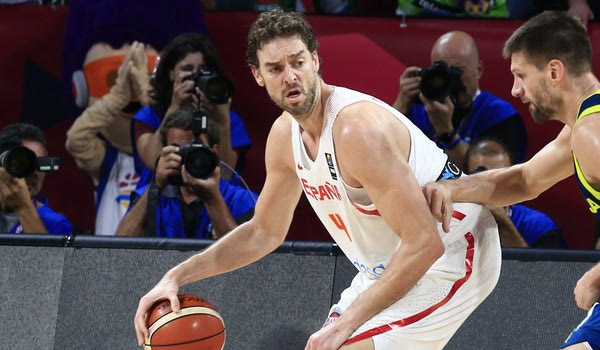 “Προχωρημένες επαφές της Μπαρτσελόνα με τον Πάου Γκασόλ”
