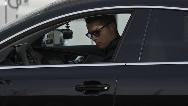 Τα supercars του Κριστιάνο Ρονάλντο και το “διαμάντι” που πρέπει να αποκτήσεις