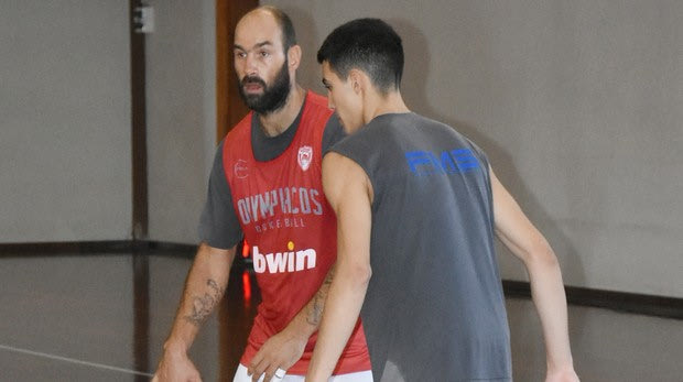 Ολυμπιακός: Πολύς ιδρώτας στο Μέτσοβο, στα κόκκινα η ένταση των προπονήσεων