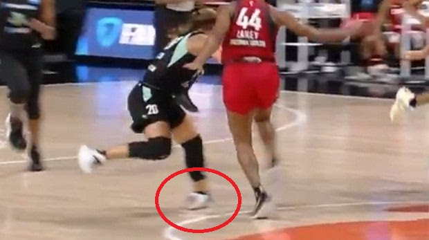 Γλίτωσε από φρικτό τραυματισμό η Σαμπρίνα Ιονέσκου