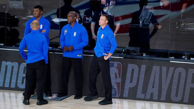 NBA: Οι διαιτητές στηρίζουν το μποϊκοτάζ των παικτών