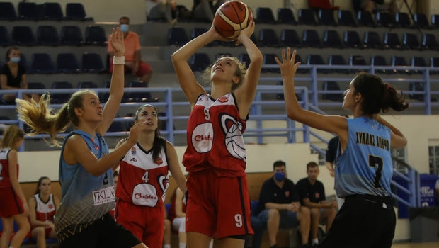 Πανελλήνιο Νεανίδων: Τρομερό νταμπλ νταμπλ από τη Χατζηλεοντή