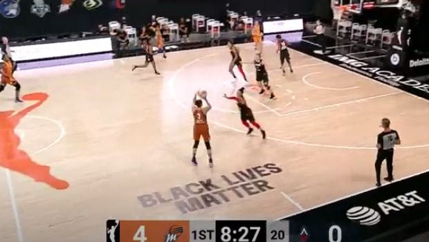 WNBA: Διαστημική Ταουράσι, με τέσσερα τρίποντα πίσω από τα 9 μέτρα