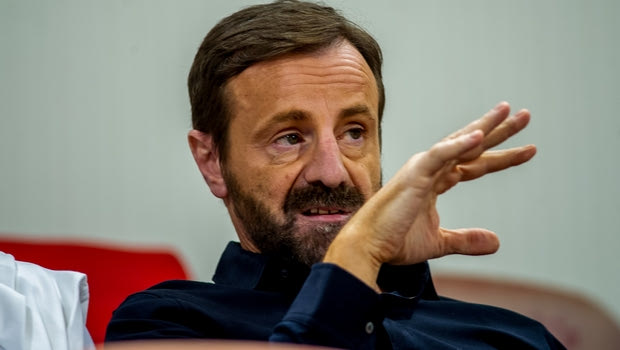 Μάντζιος: “Στο χέρι του Σούντγκρεν να ξαναμπεί”