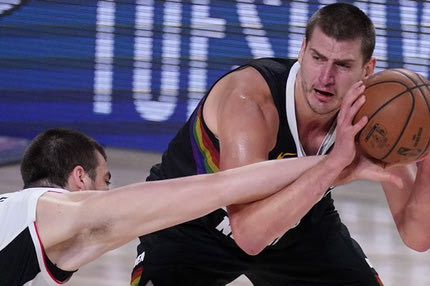 Νάγκετς – Κλίπερς 111-98: Το Ντένβερ έστειλε τη σειρά σε Game 7