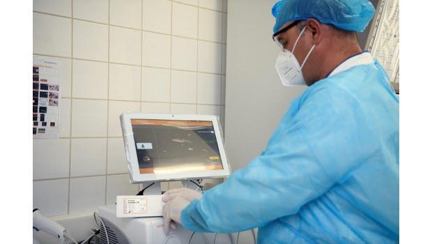 Όμιλος ΕΛΠΕ: Νέα Δωρεά 3.000 τεστ και συστήματος διάγνωσης COVID-19 στο Θριάσιο Νοσοκομείο
