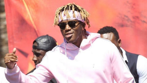 KSI: O Youtuber ισχυρίζεται πως δέρνει τον Mike Tyson