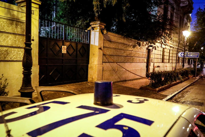 Συναγερμός στην ΕΛ.ΑΣ. από τις επιθέσεις στη Γαλλία – Μέτρα σε γαλλικούς στόχους