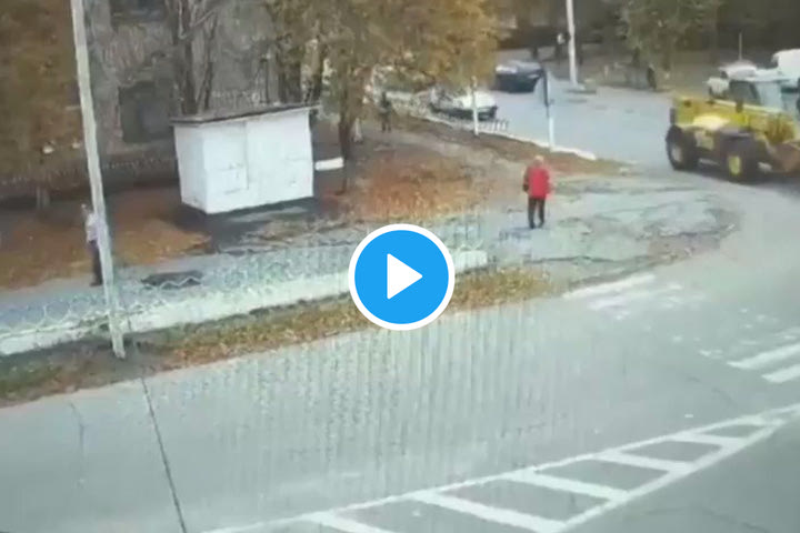 Απίστευτο αλλά αληθινο: Την πάτησε μπουλντόζα – και βγήκε ζωντανή