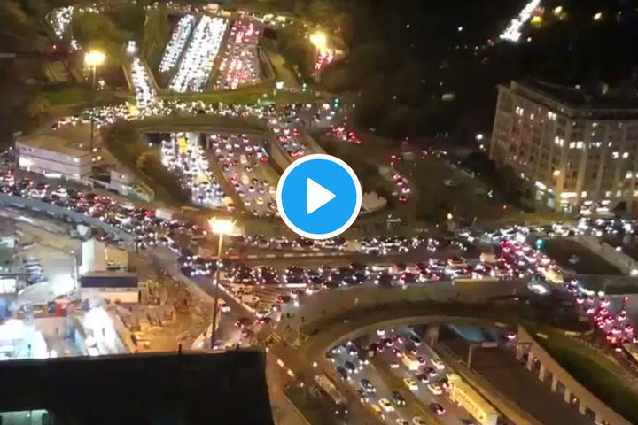 Ρεκόρ κυκλοφοριακής συμφόρησης στη Γαλλία λίγο πριν το lockdown