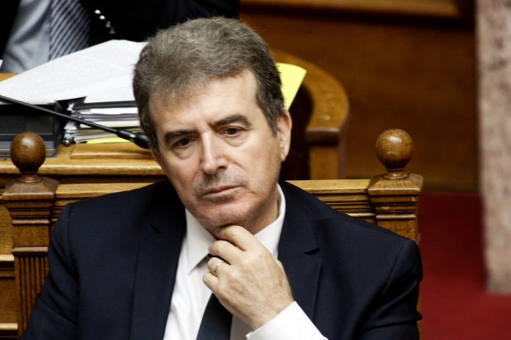 Η απάντηση Χρυσοχοΐδη στις καταγγελίες του ΚΚΕ: «Παραπλανητικά sms»