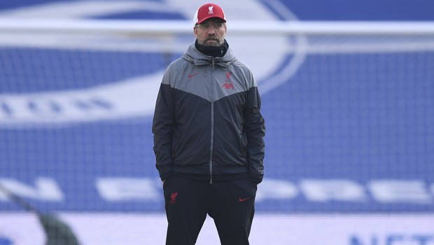 Κλοπ: “Αν είχα πέντε αλλαγές, θα έβαζα τον Τσιμίκα αντί του Ρόμπερτσον”