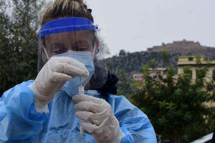 Κορονοϊός: 3073 νέα κρούσματα, τα 1524 στην Αττική – 45 νεκροί