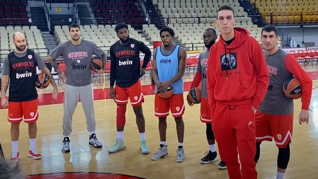 Το “αντίο” και το “ευχαριστώ” του Ποκουσέβσκι στον Ολυμπιακό