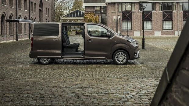 Toyota: Το νέο ηλεκτρικό PROACE Verso 