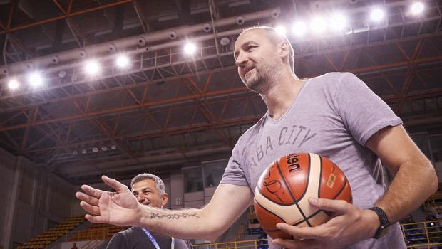 Ράτζα: “Μου έρχεται να κάνω έμετο όταν συγκρίνουν τον Τζόρνταν με τον ΛεΜπρόν”