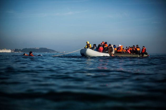 Είδε το παιδί του να πνίγεται και τώρα κατηγορείται για τον θάνατό του
