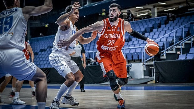 Σερμαντίνι – Σενγκέλια κουβάλησαν τη Γεωργία του Ζούρου