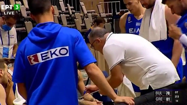 Οι οδηγίες του Σκουρτόπουλου και το τρίποντο νίκης από τον Αθηναίου