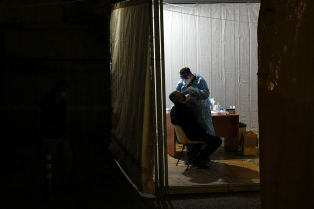 Γιατί γυρίζουν στην Αλβανία εκτάκτως λεωφορεία με εργάτες γης