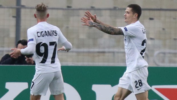 ΑΕΚ – Ζόρια: Ο Γκρόμοβ έκανε το 0-1 με πλασέ από κοντά