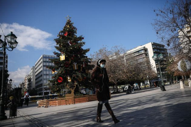 Ξεκίνησε η αντίστροφη μέτρηση για το εμβόλιο στην Ελλάδα – Πόσες και σήμερα έμειναν, πότε αρχίζει ο μαζικός εμβολιασμός του πληθυσμού