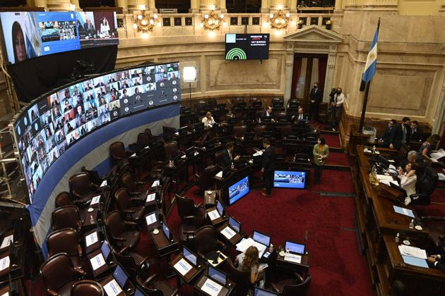 Ποια χώρα επέβαλε έκτακτο φόρο στους πλούσιους για τον κορονοϊό: Ποιοι θα πληρώσουν και πόσα