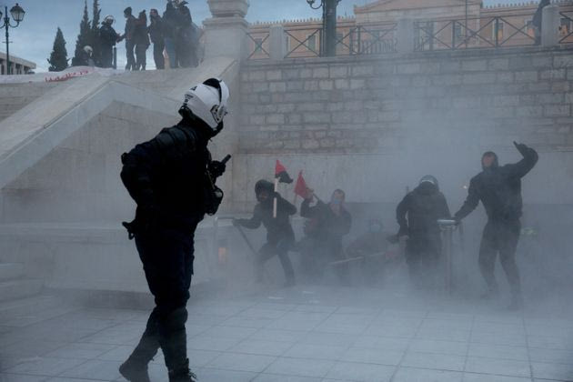 Η τελετουργία των καταστροφών, η βιομηχανία του εμφύλιου και άλλα επαναστατικά απωθημένα