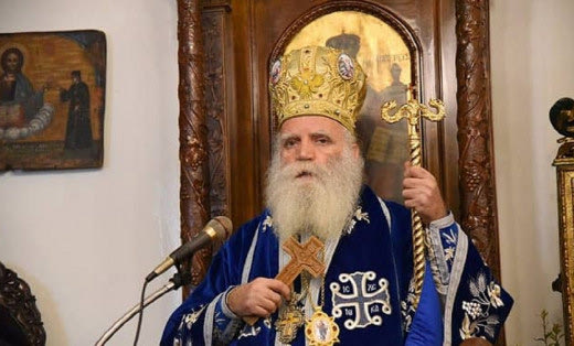Παραλήρημα του Μητροπολίτη Κυθήρων: Πώς κατάφερε να «τσουβαλιάσει» στην ίδια πρόταση το εμβόλιο της Covid-19 με τις εκτρώσεις