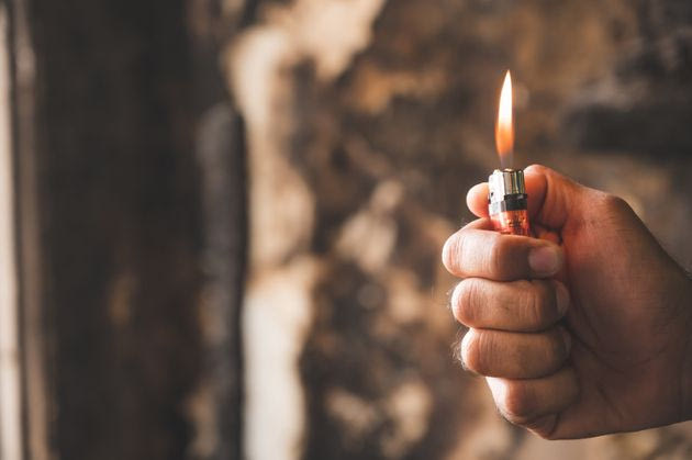 Θεσσαλονίκη: Συνελήφθη πυρομανής – Εκαψε από αμάξια μέχρι σκύλους