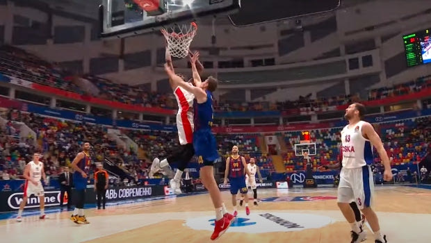 Με No Look Pass του Ντεκ και Μπολομπόι το Top-10 της EuroLeague