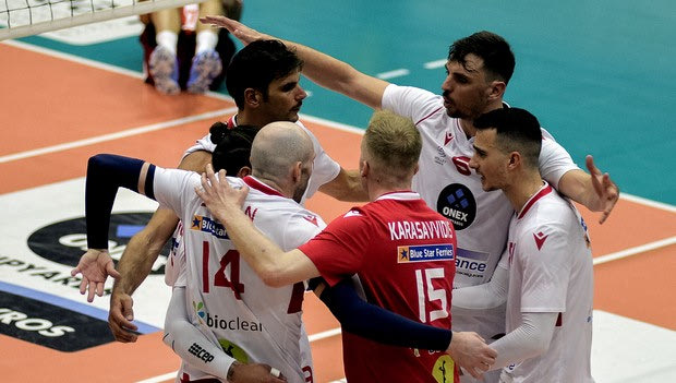 Φοίνικας – Ολυμπιακός 3-2: Πήραν το ντέρμπι οι γηπεδούχοι