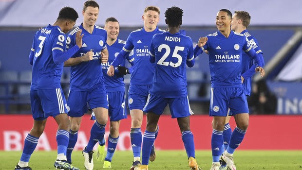 Λέστερ – Τσέλσι 2-0: Μόνες στην πρώτη θέση οι αλεπούδες