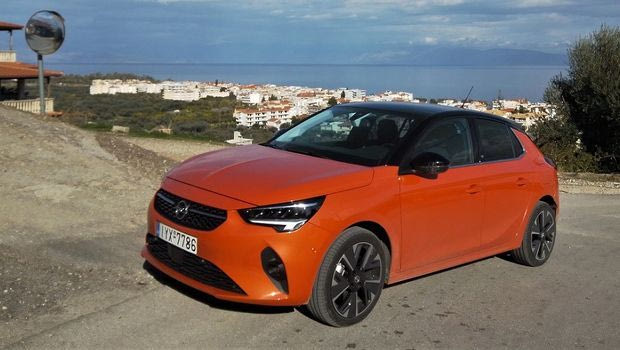 Οδηγώντας το ηλεκτρικό Opel Corsa