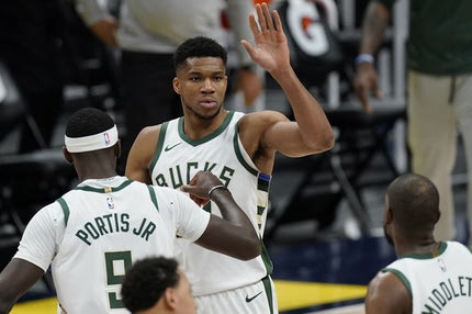 Πράσινο φως στους Μιλγουόκι Μπακς για φιλάθλους στο Fiserv Forum