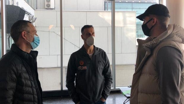 Ο Χεζόνια συναντήθηκε με την αποστολή του Παναθηναϊκού στην Φρανκφούρτη
