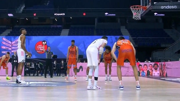 Ρεάλ Μαδρίτης – Βαλένθια 85-74: Η “Βασίλισσα” στους “4” του Copa del Rey