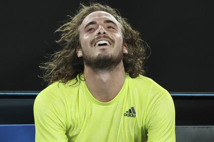 Η αγκαλιά του αδελφού στον Τσιτσιπά: “Είσαι μεγάλος, εγώ το ήξερα”