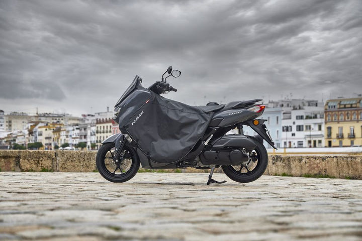 Με το νέο NMAX 125 γίνεστε ένα με την πόλη