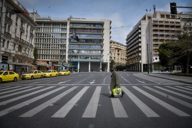 Ο τριπλός πονοκέφαλος της κυβέρνησης