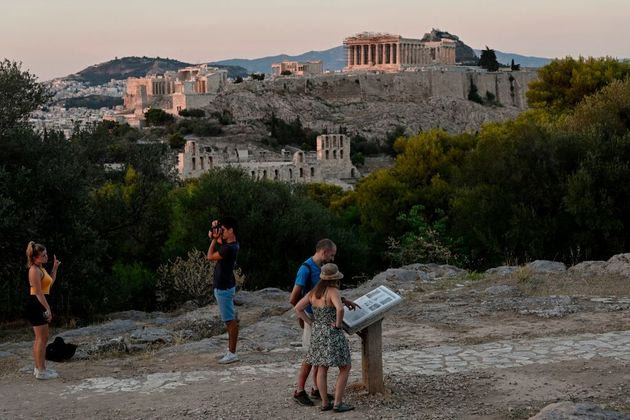 Είναι επίσημο: Στις 14 Μάϊου ανοίγει ο ελληνικός τουρισμός