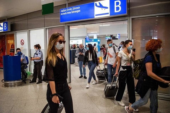 Ποιες πτήσεις προς και από την Ελλάδα ξαναρχίζουν από σήμερα