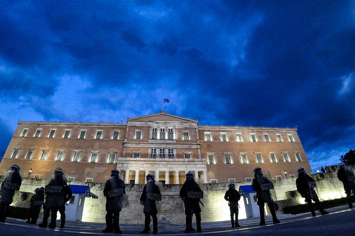 Facebook: Γιατί κατεβάζουμε τις αναρτήσεις με Κουφοντίνα – Η εξήγηση της πλατφόρμας για την λογοκρισία
