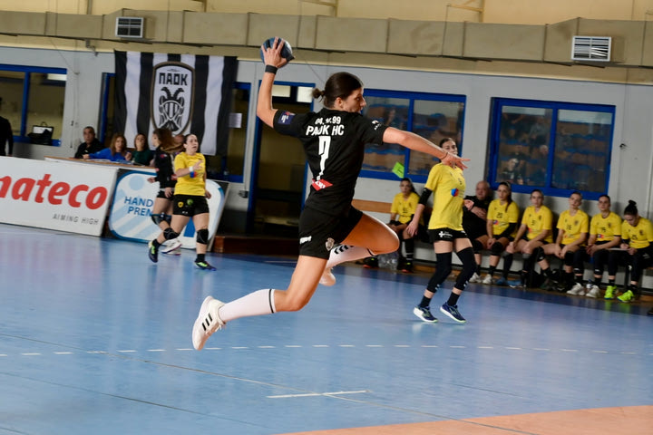 ΠΑΟΚ – ΑΕΚ 43-26: Πάρτι στη Θεσσαλονίκη για την Α1 χάντμπολ