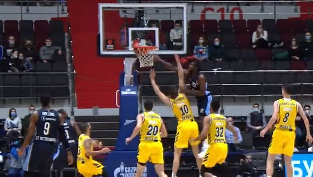 Με Έλις και στην κορυφή τον Πόιθρες το Top-10 της 27ης αγωνιστικής της EuroLeague
