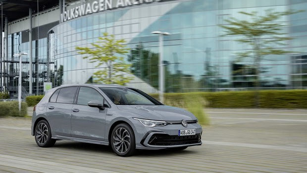 Από 26.520 ευρώ το υβριδικό Golf
