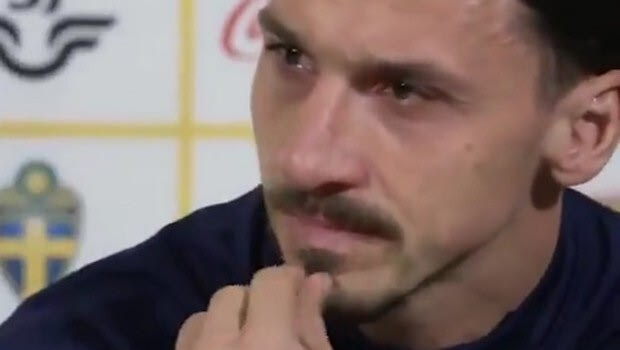 Ιμπραχίμοβιτς: Ξέσπασε σε λυγμούς στη συνέντευξη Τύπου στην Σουηδία