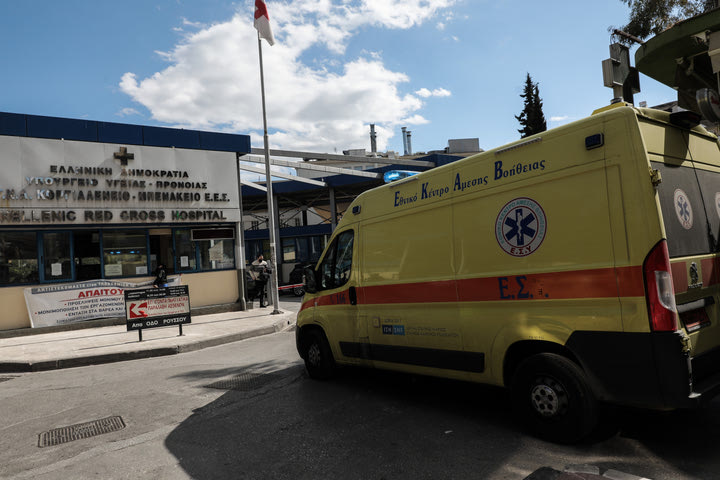 Συναγερμός στην ΕΛ.ΑΣ για θάνατο ασθενούς με κορονοϊό στον Ερυθρό Σταυρό-Ισχυρή ένδειξη ότι κάποιος τον αποσυνέδεσε από τη μηχανική υποστήριξη
